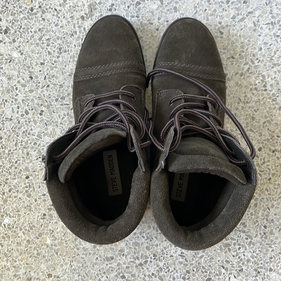 Steve Madden combat boots green olive color suede size 7 - Picture 4 of 7